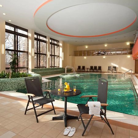 Chateau Monty Spa Resort Marianske Lazne Exterior foto
