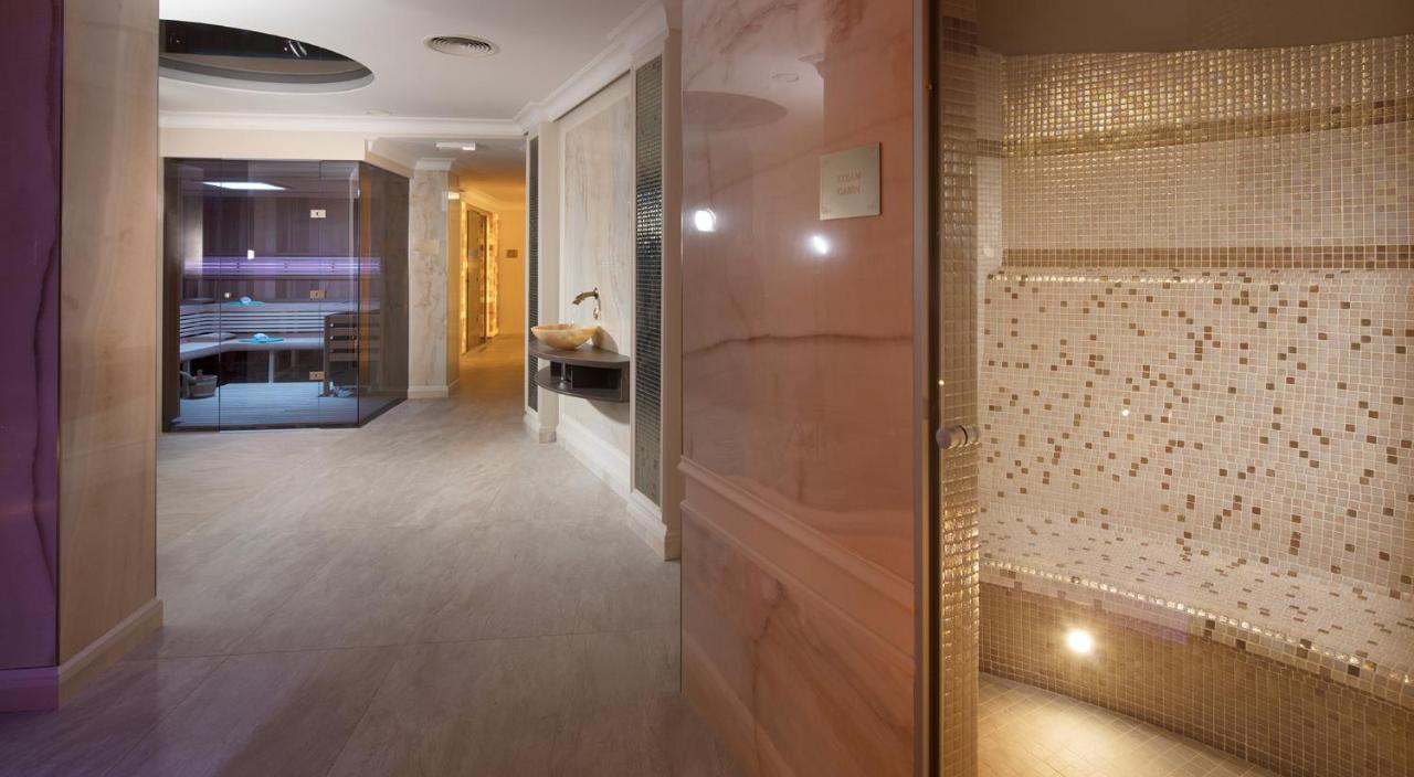 Chateau Monty Spa Resort Marianske Lazne Exterior foto